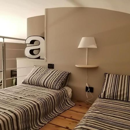 Appartement La Finestra Sul Balon à Turin Extérieur photo