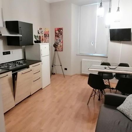 Appartement La Finestra Sul Balon à Turin Extérieur photo