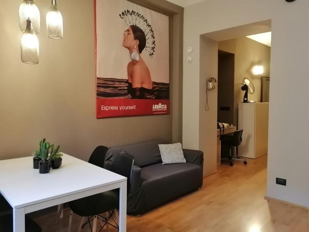 Appartement La Finestra Sul Balon à Turin Extérieur photo