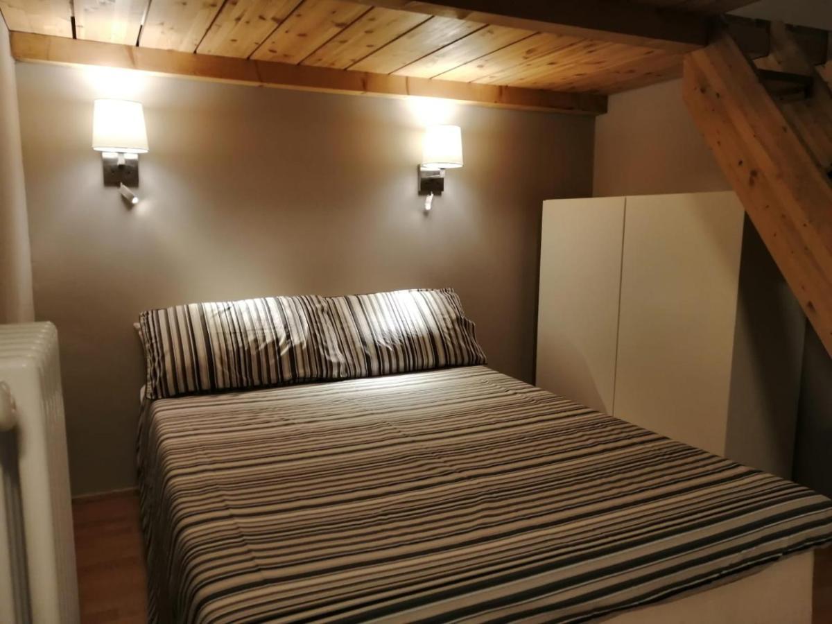 Appartement La Finestra Sul Balon à Turin Extérieur photo