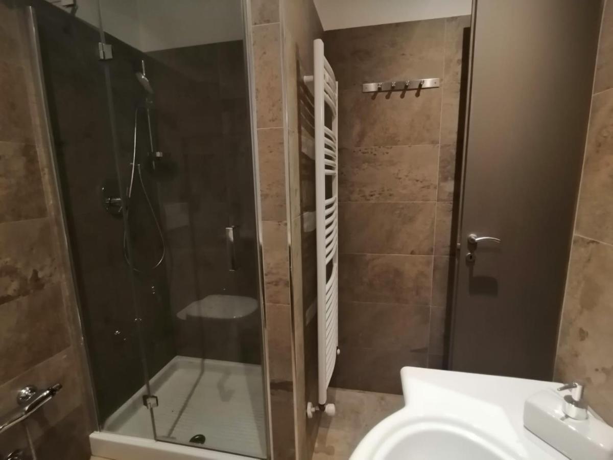 Appartement La Finestra Sul Balon à Turin Extérieur photo