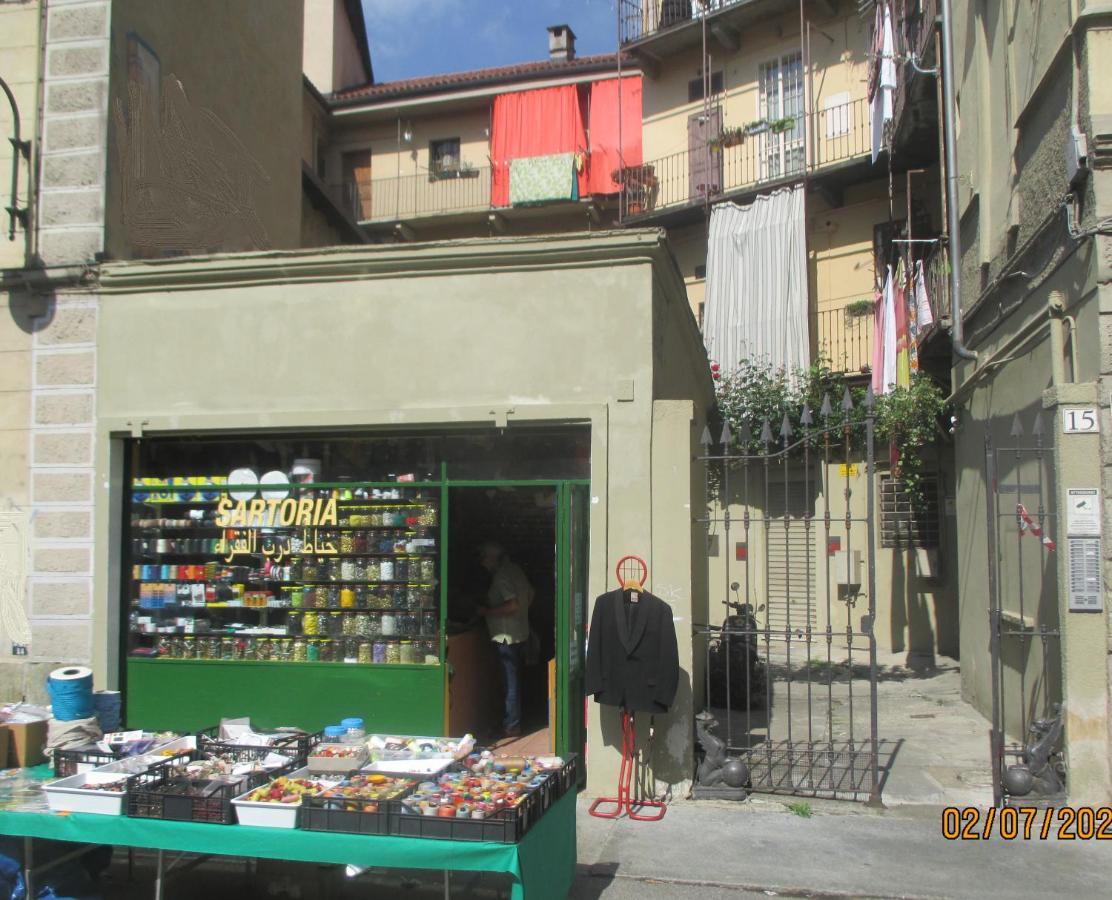 Appartement La Finestra Sul Balon à Turin Extérieur photo
